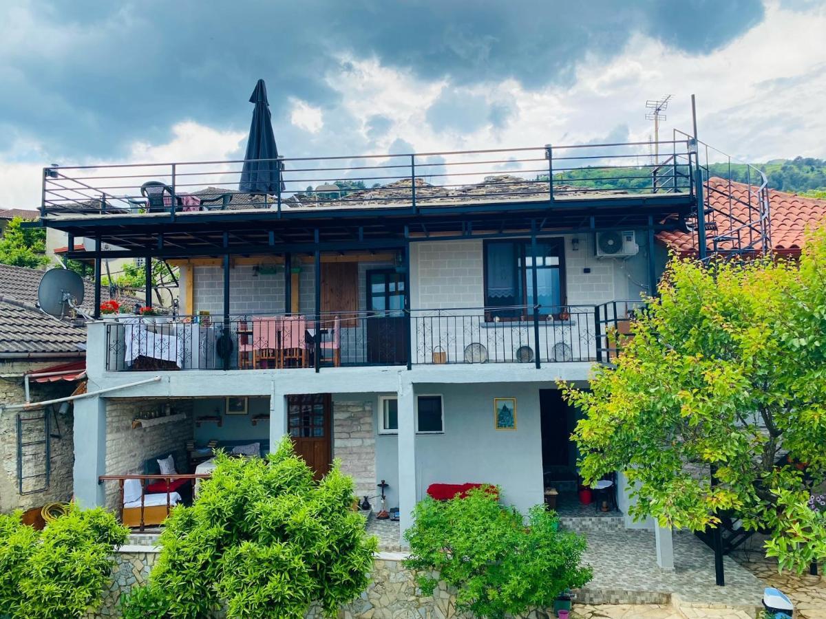 "Mani Guest House" Gjirokastër Exterior foto